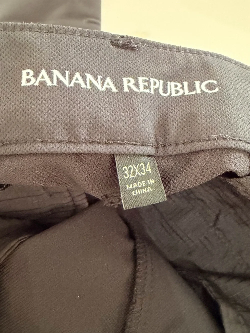 Banana Republic Tall Men's Slim Dress Pants in black 32 x 34